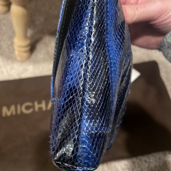 Michael kors snakeskin clutch - Picture 6 of 10